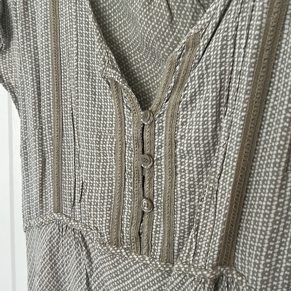 2000s Faded Glory Sage Green Mini Dress - Picture 2 of 6